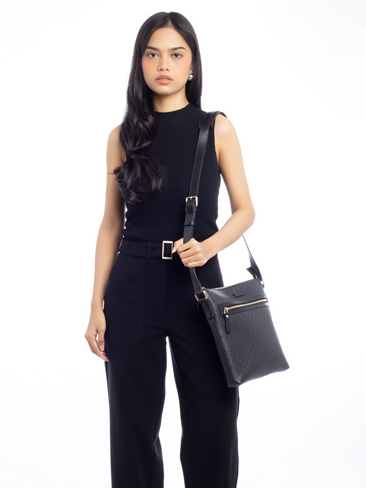 Calfskin Diamante Messenger Black