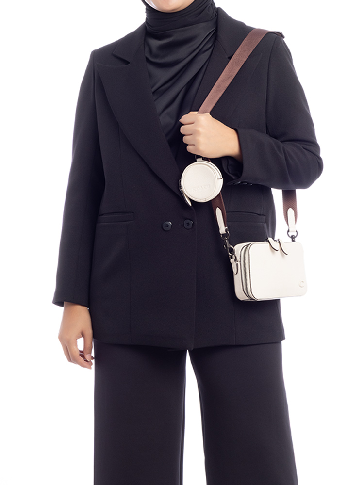 CC070 Charter Leather Slim Crossbody Chalk