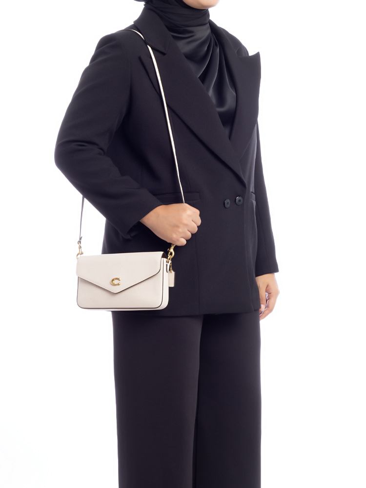 C8439 Wyn Crossgrain Crossbody Chalk