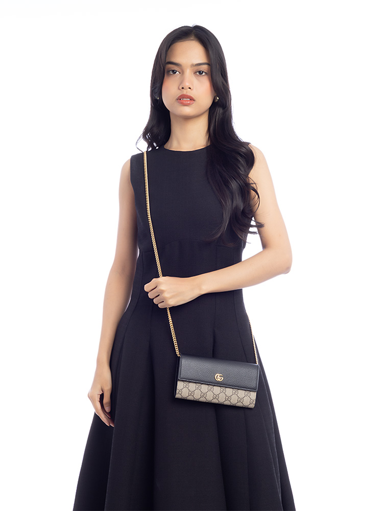 GG Supreme Petite Marmont Chain Wallet Black Beige Ebony