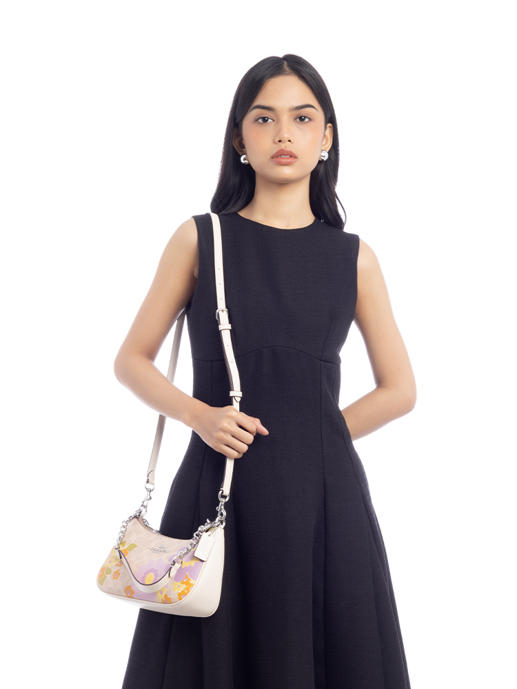 CBG73 Signature With Floral Print Teri Shoulder Bag Sand Multi