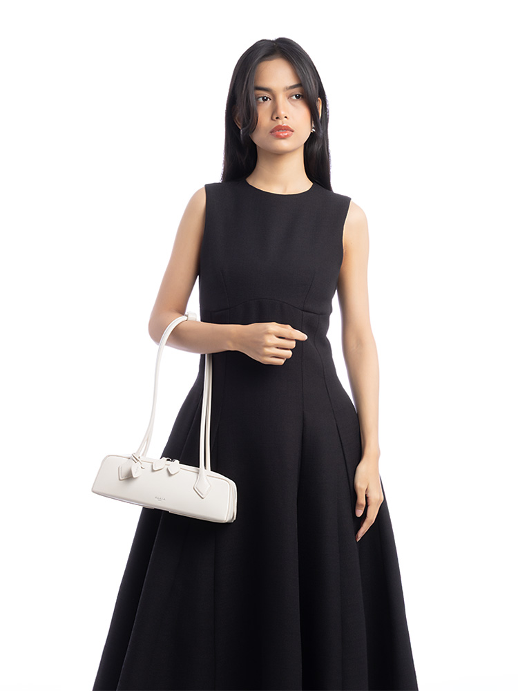 Shiny Goatskin Small Le Teckel Bag Ivoire