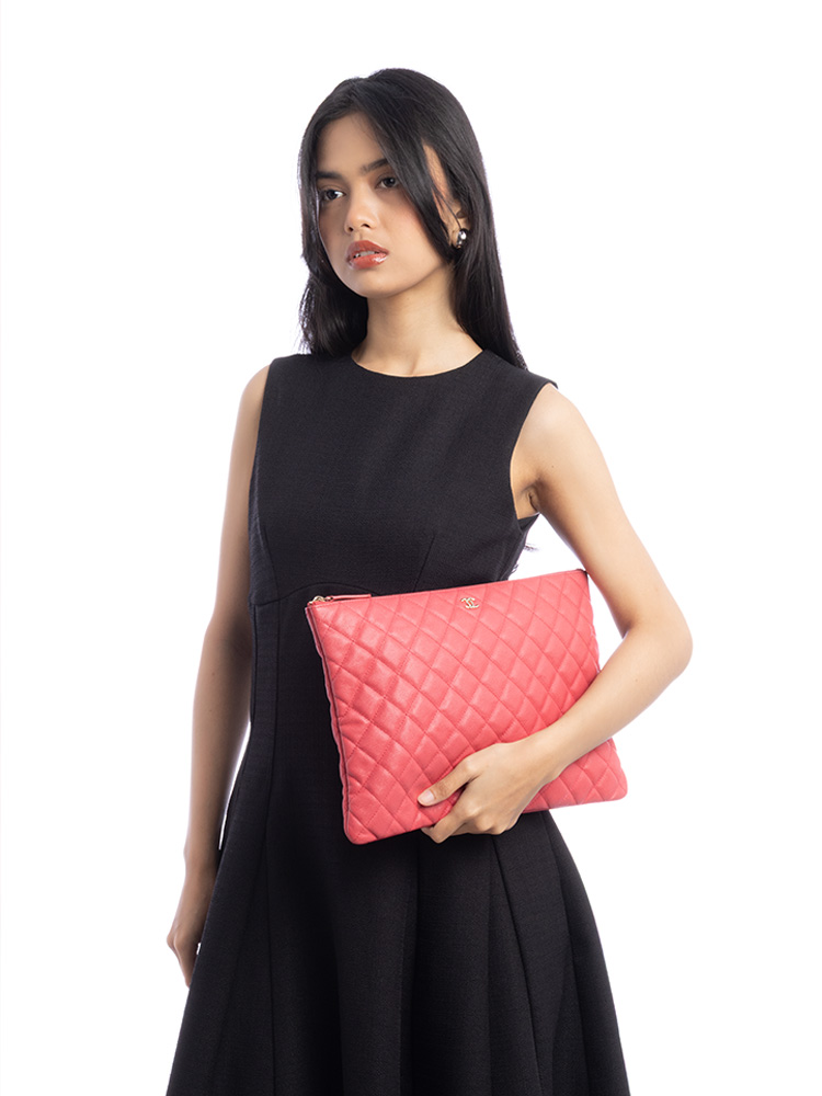 Caviar Classic O Case Large Pouch Pink