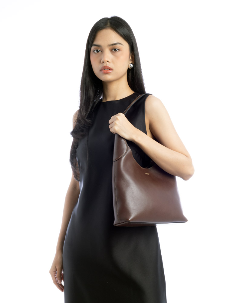 CU068 Brooklyn Shoulder Bag 28 Maple