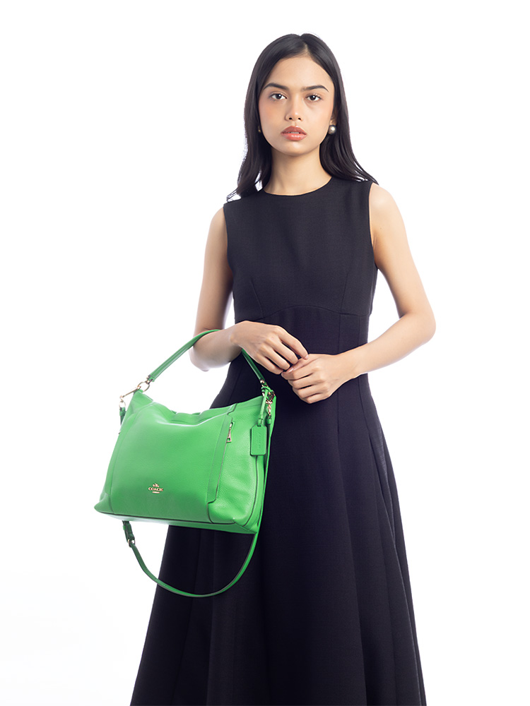 34312 Pebble Leather Scout Hobo Green