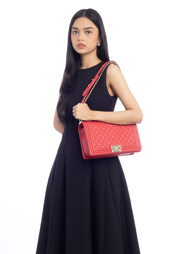 Caviar New Medium Boy Flap Bag Red