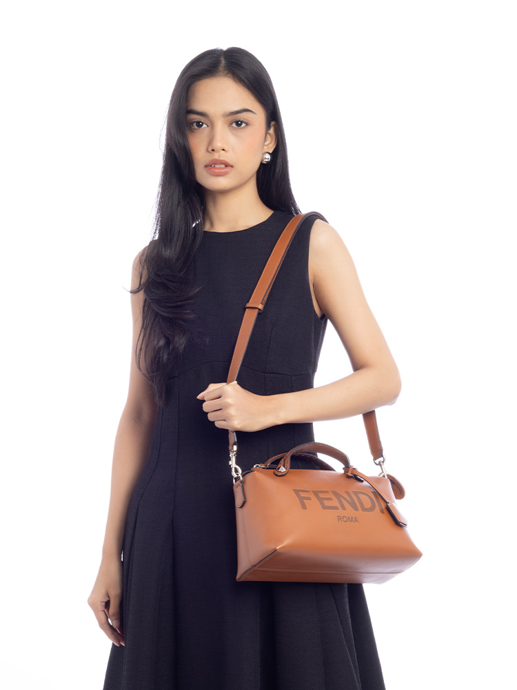 Vitello King Logo Embossed Medium By The Way Cuoio