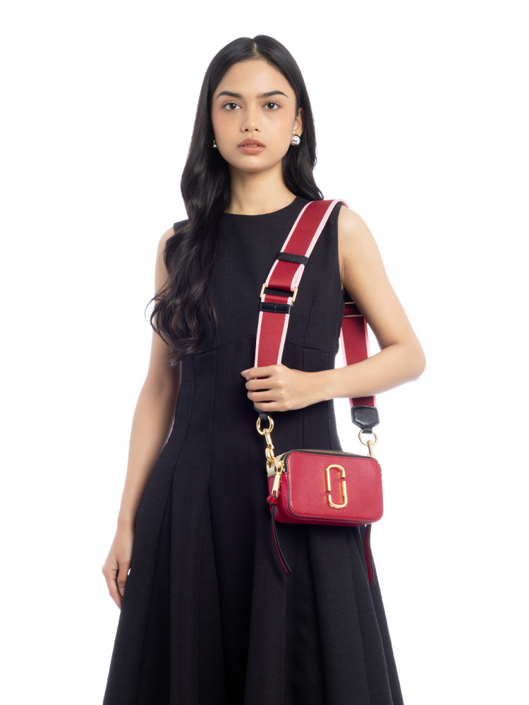 M0012007 The Snapshot Camera Bag Red Multi