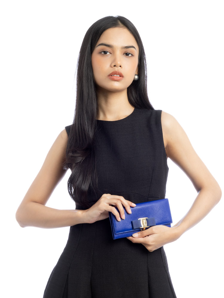 Miss Vara Bow Flap Wallet Zaffiro