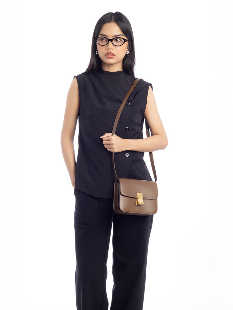 Calfskin Classic Box Teen Flap Shoulder Bag Camel