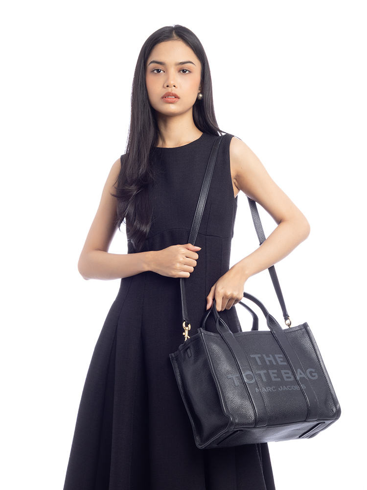 H004L01PF21 The Leather Medium Tote Black