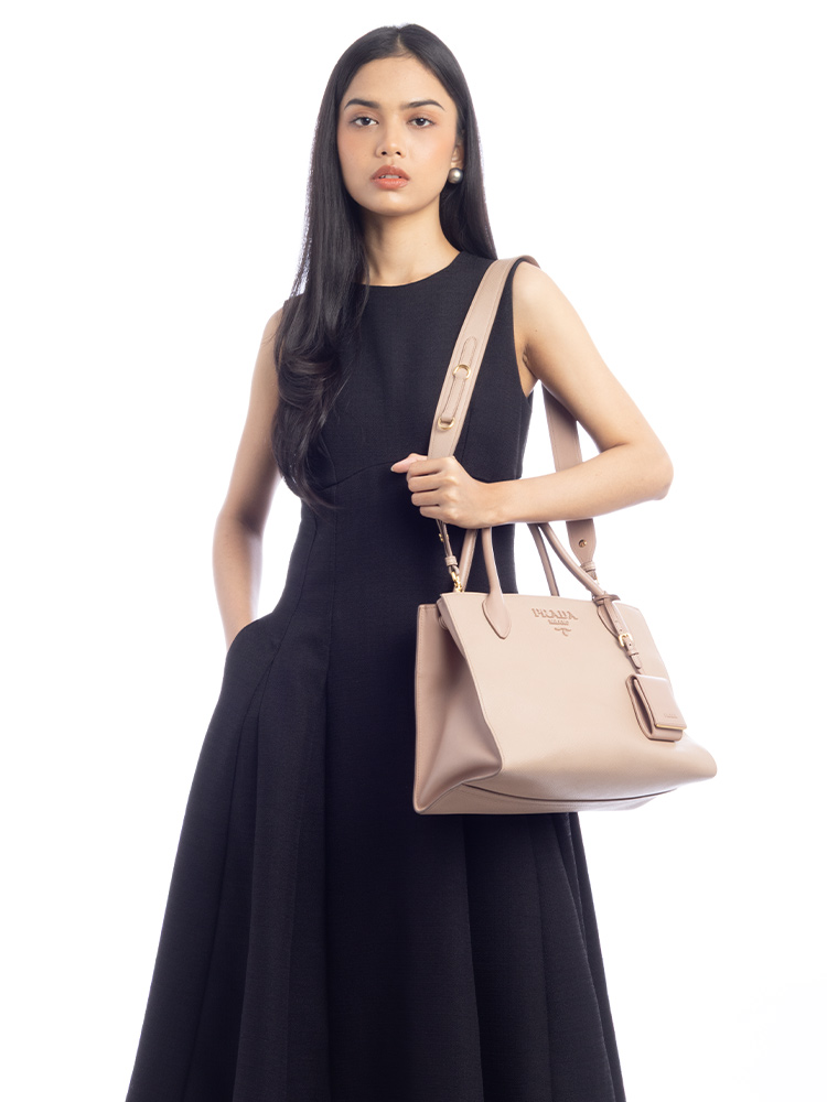 1BA155 Saffiano Cuir Medium Monochrome Bag Cipria