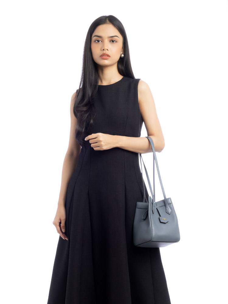 Vitello Cher Grace Fendi Origami Mini Tote Blue