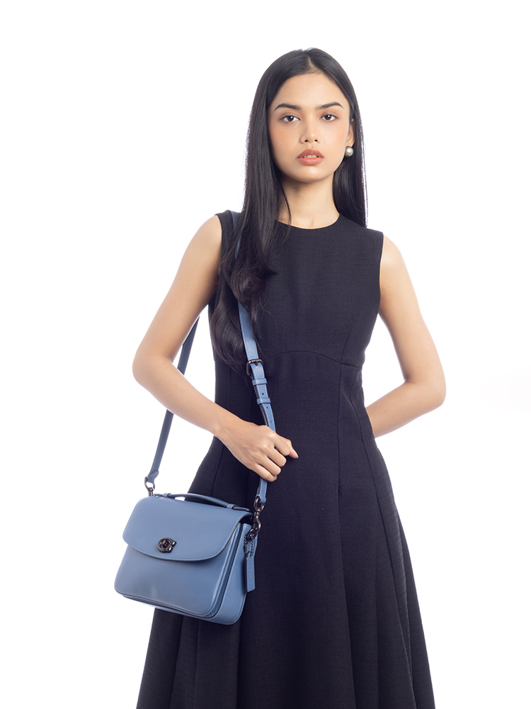 68348 Cassie Leather Crossbody Stone Blue