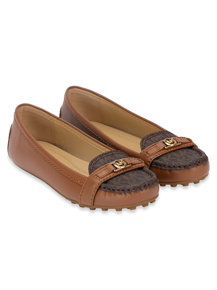 Signature Mandy Moccasin Brown Luggage Sz 7.5