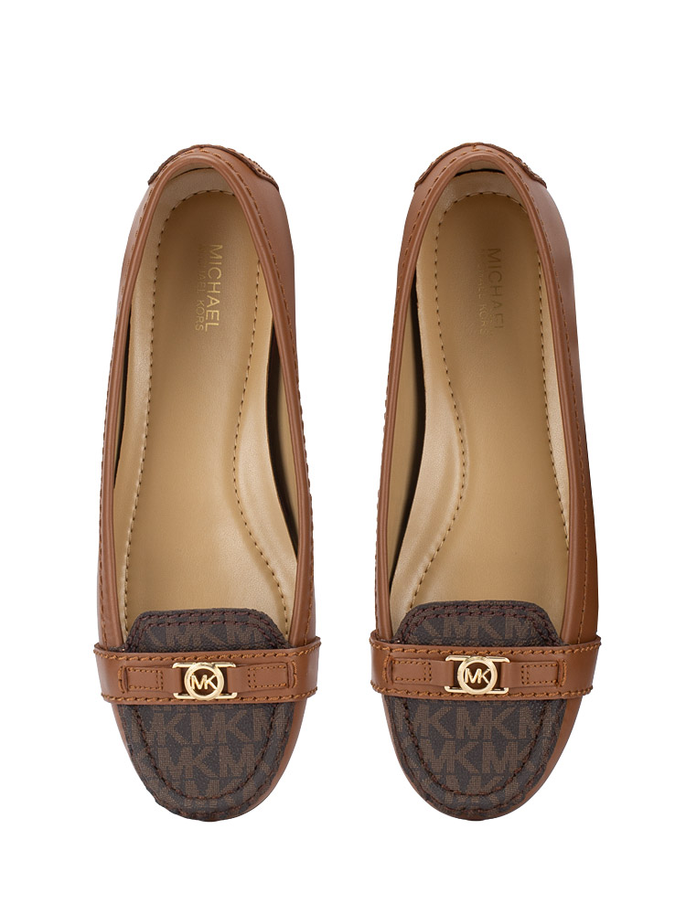 Signature Mandy Moccasin Brown Luggage Sz 7.5