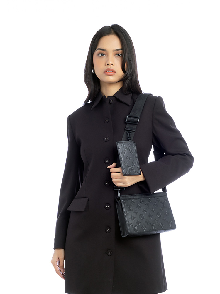 Monogram Shadow Gaston Wearable Wallet Onyx