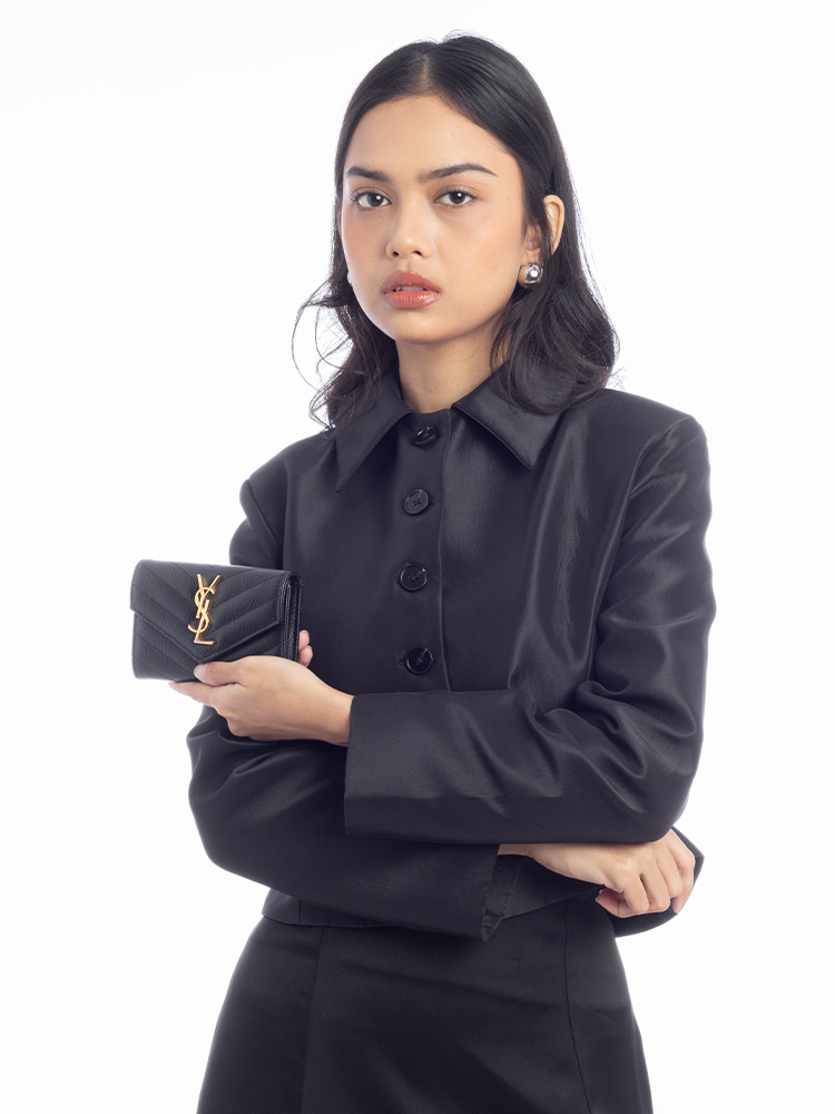 Grain De Poudre Matelasse Monogram Flap Card Wallet Black