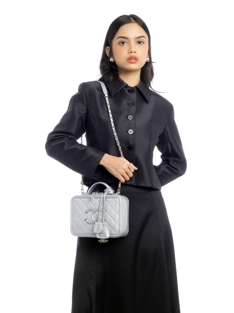 Metallic Caviar CC Filigree Medium Vanity Case Silver