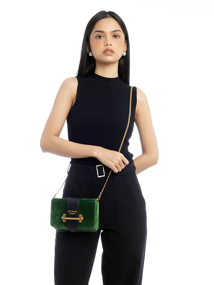 1BL004 City Calf Cahier Belt Bag with Chain Crossbody Alloro Nero