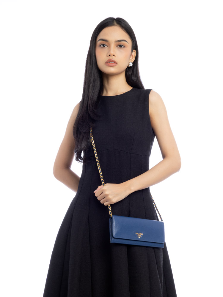 Vitello Move Metal Chain Wallet Bluette