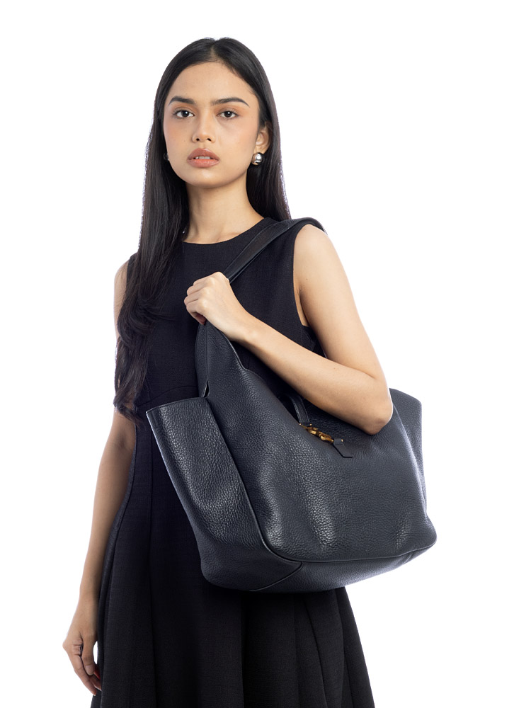 Deerskin Le 5 À 7 Bea Tote Black