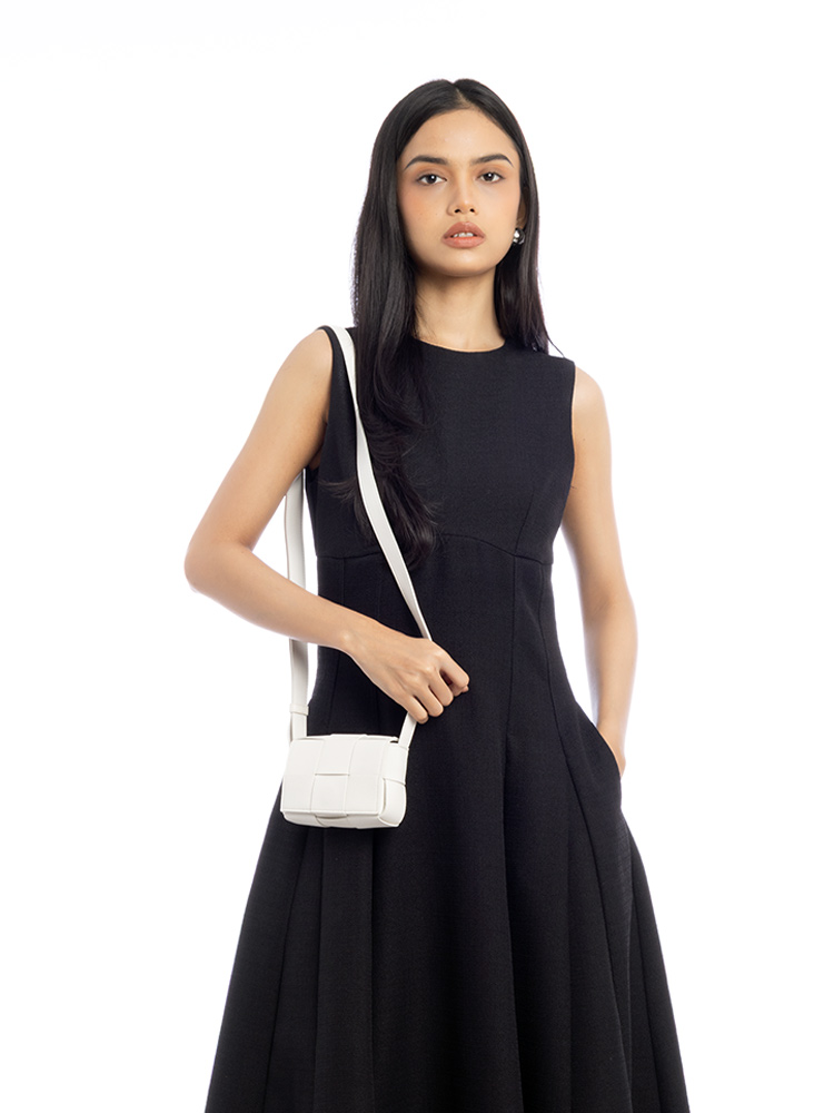 Maxi Intrecciato Extra Mini Cassette Crossbody White