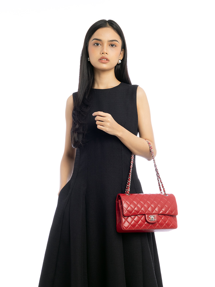 Caviar Medium Classic Double Flap Bag Red