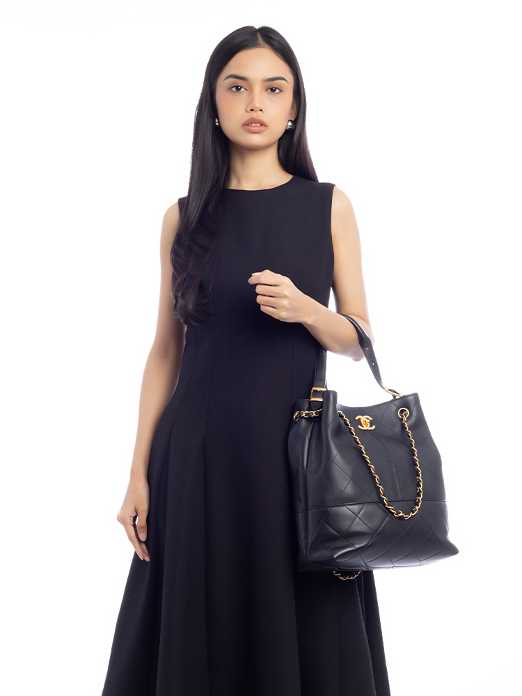 Calfskin Coco Base Vertical Tote Black