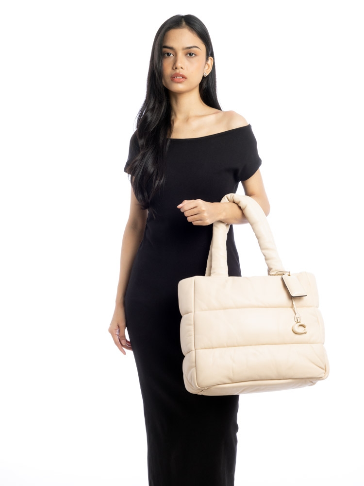 CE722 Pillow Tote Khaki Chalk