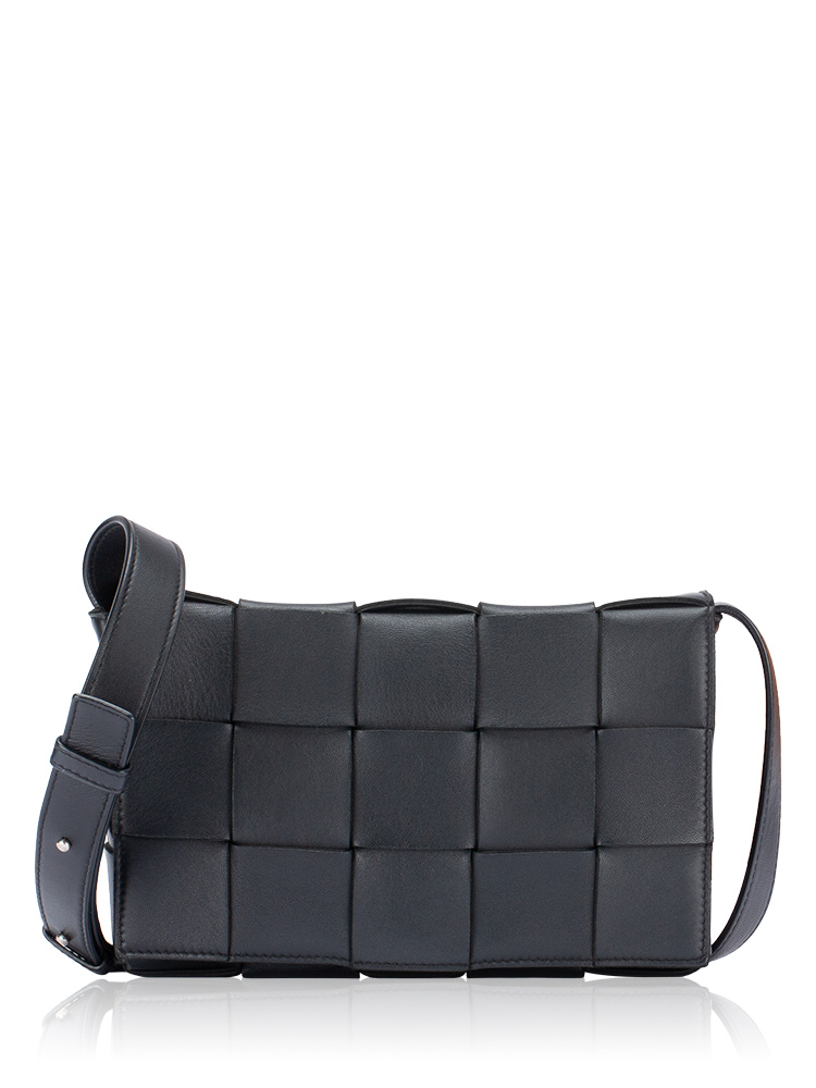 Nappa Maxi Intrecciato Cassette Crossbody Black