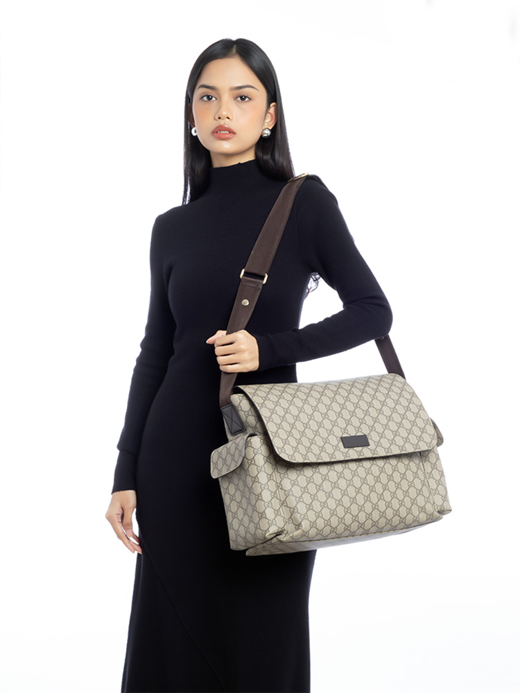 GG Plus Diaper Messenger Bag Beige Ebony