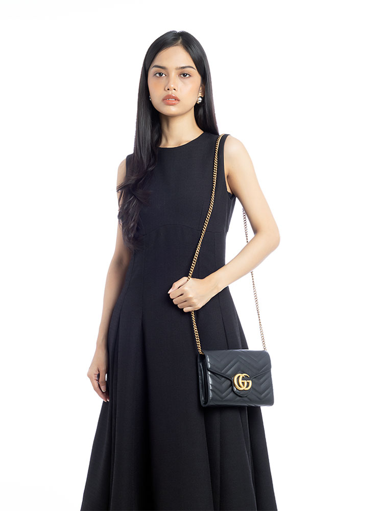 Calfskin Matelasse GG Marmont Chain Wallet Black