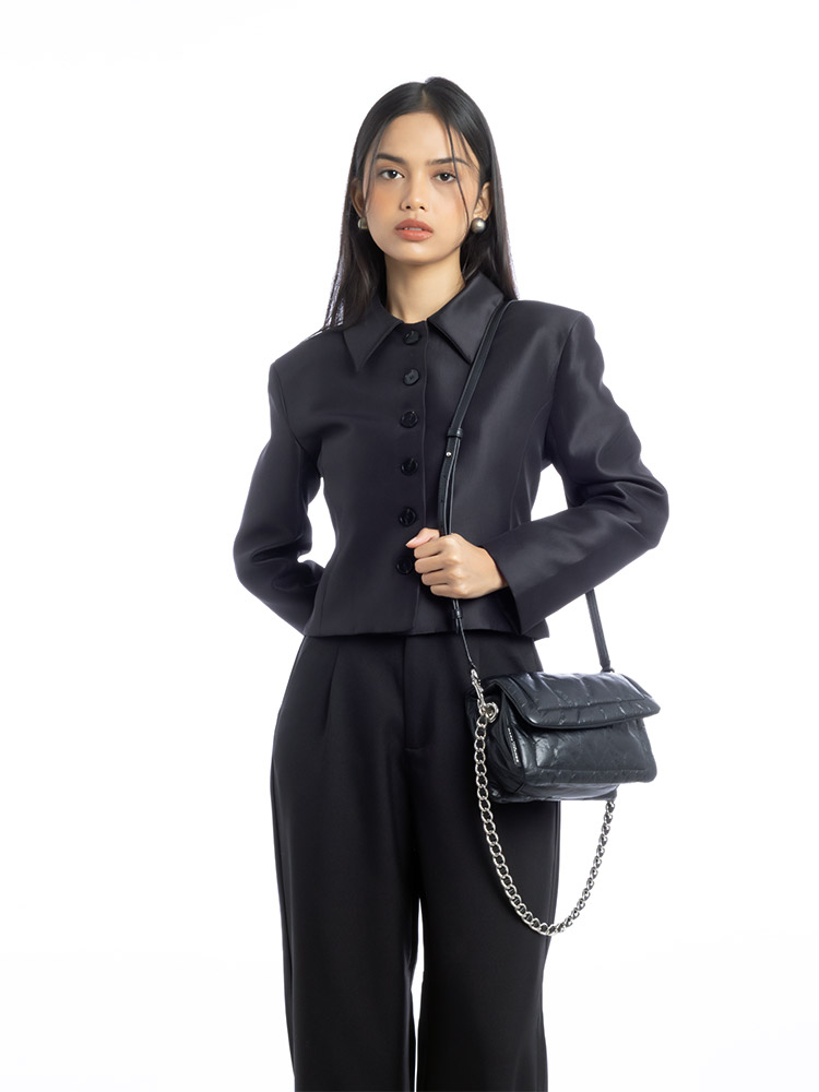 M0015773 The Mini Pillow Shoulder Bag Black