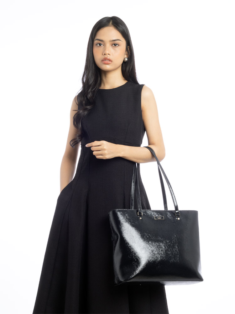 Bridget Crinkle Patent Large Tote Black
