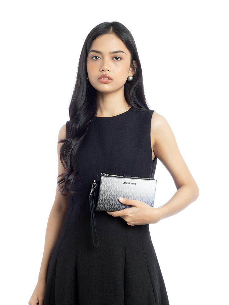 Signature Jet Set Ombré Large Double Zip Wristlet Black Multi