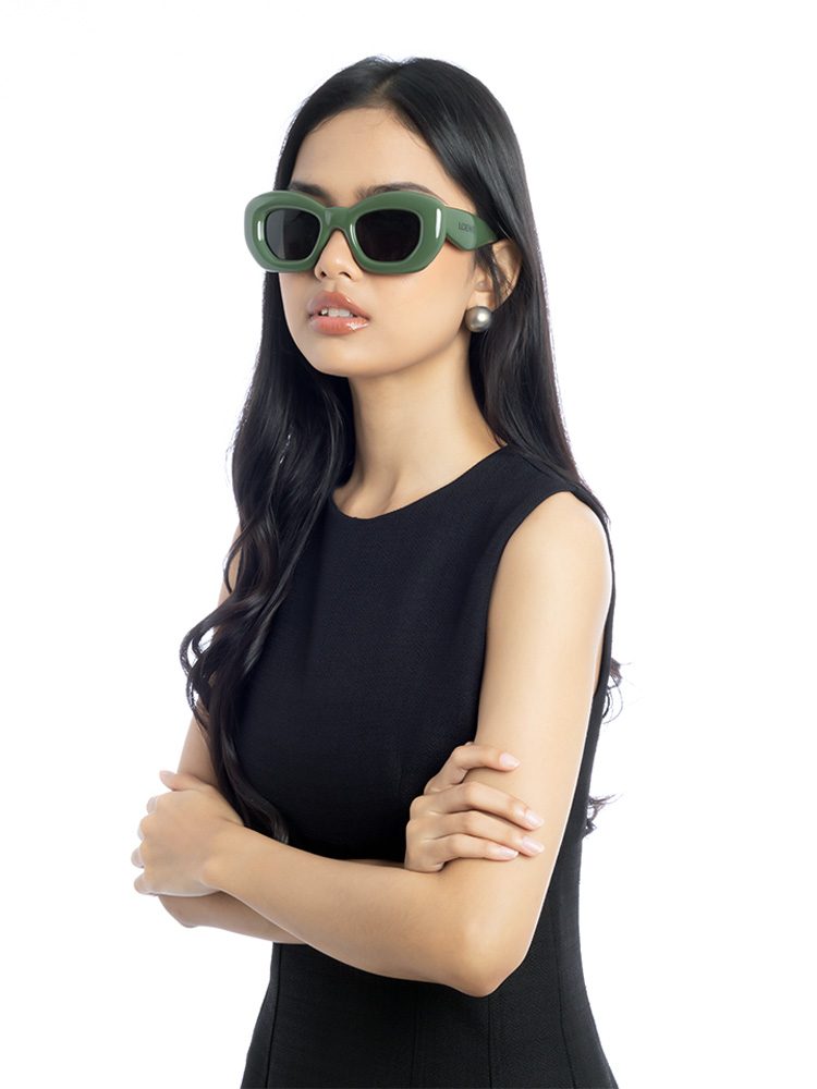 LW40117I Cat Eye Sunglasses Dark Green