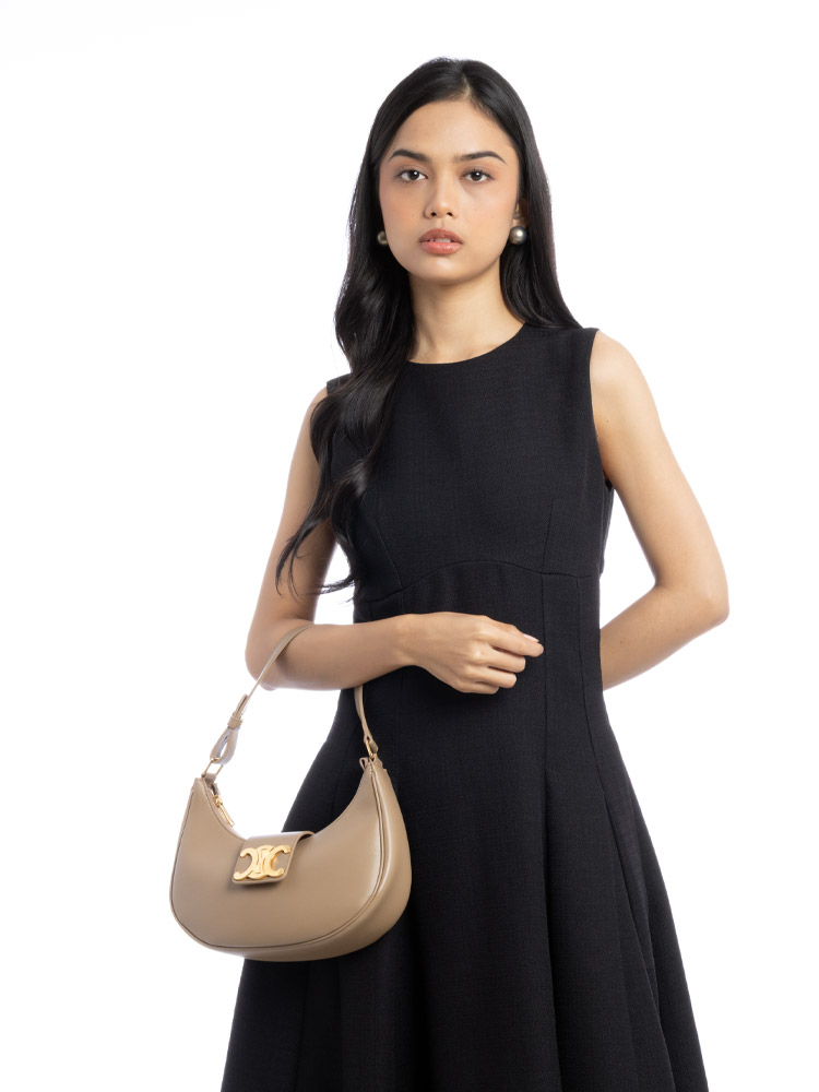 Smooth Calfskin Triomphe Ava Medium Shoulder Bag Smoked Brown