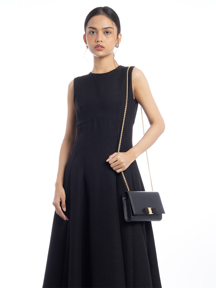 Calfskin Vara Bow Mini Bag Black