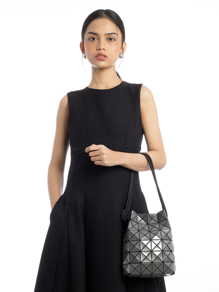 Bao Bao Wring Bucket Bag Silver