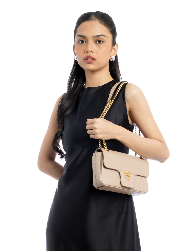 1BD193 Saffiano Pattina Shoulder Bag Cammeo