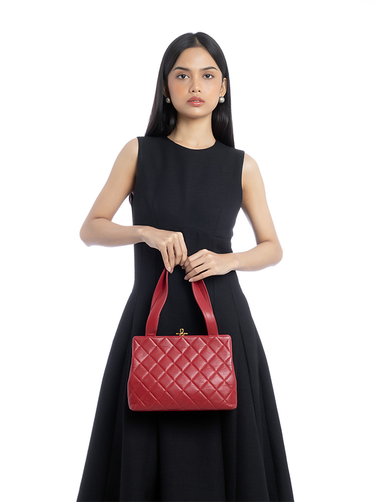 Vintage Caviar CC Kiss Lock Tote Red