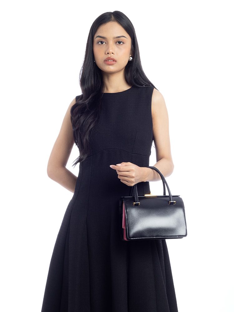 B2709C Box Calf Accordion Frame Bag Nero Begonia