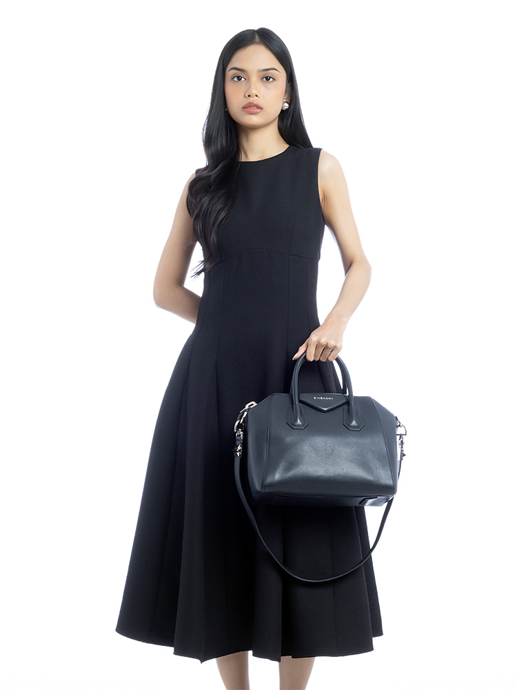 Sugar Goatskin Small Antigona Black