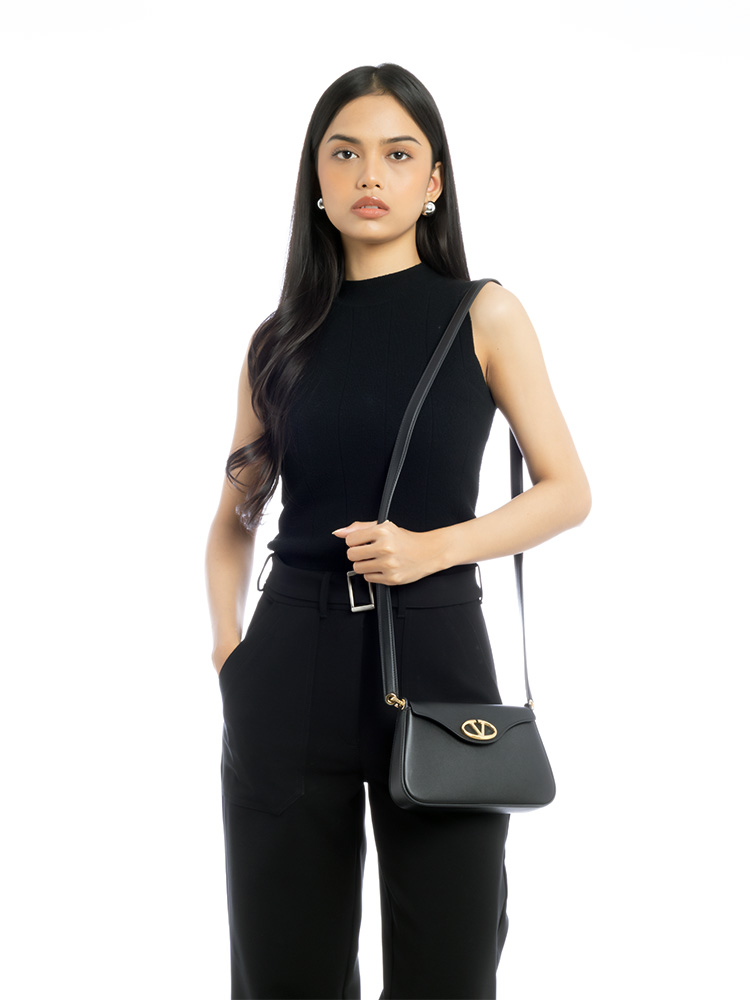 V Logo The Bold Edition Mini Bag Black