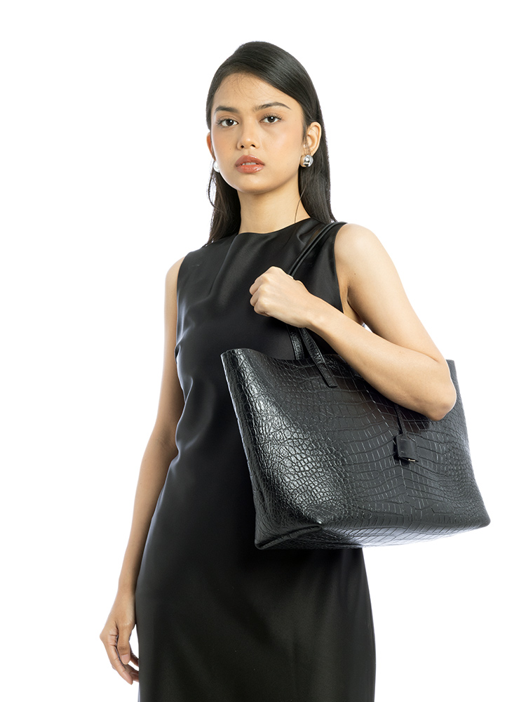 Croco Stamped Calfskin Large Shopper Black
