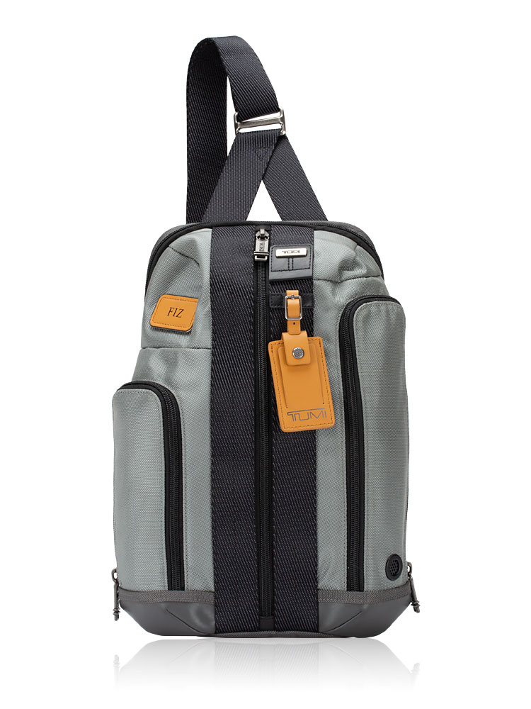 Men Higgins Sling Pack Silver