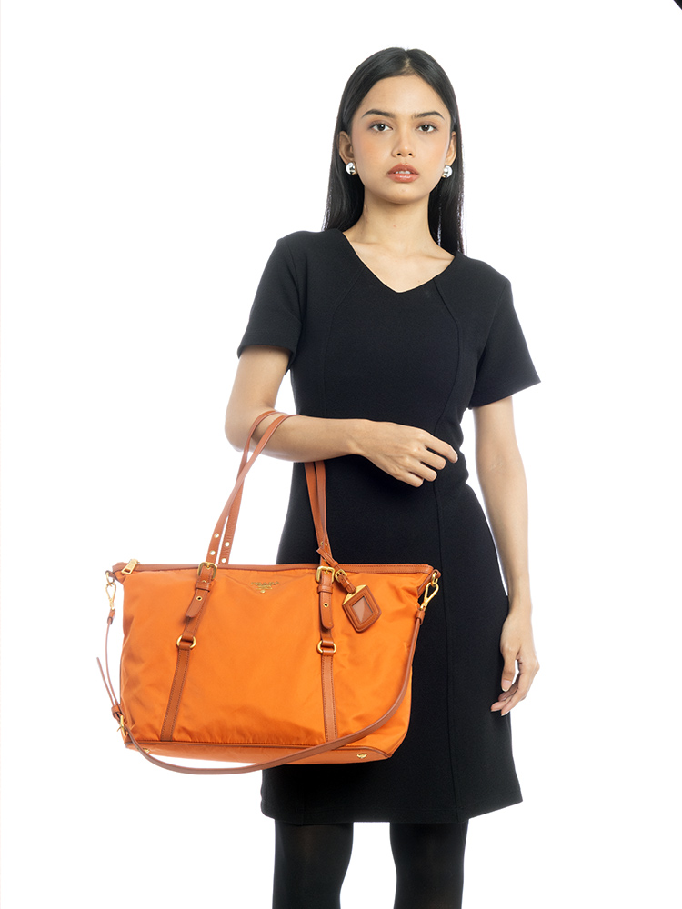 BR4253 Tessuto Saffiano Tote Papaya