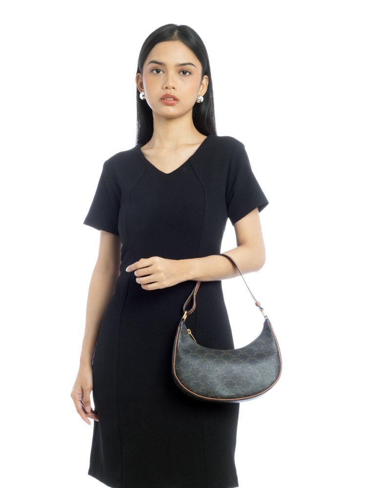 Canvas Triomphe Ava Medium Shoulder Bag Tan
