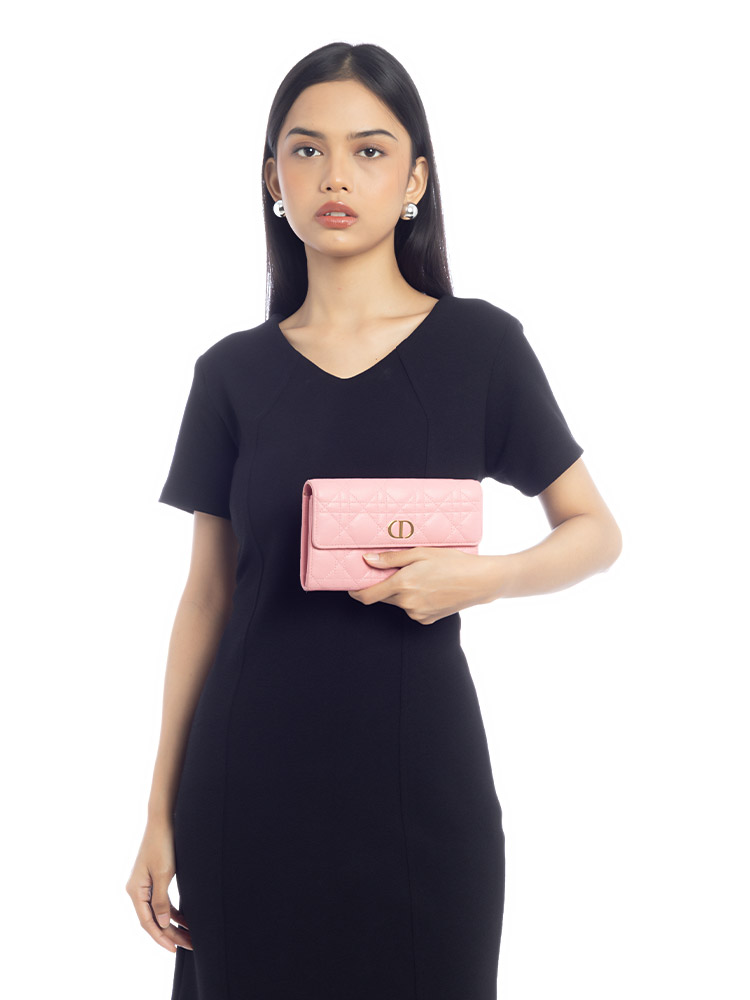 Supple Calfskin Cannage Caro Orchid Long Wallet Pink